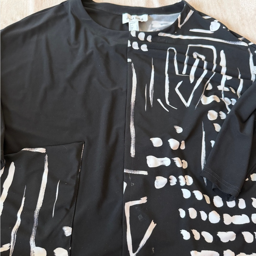 Joseph Ribkoff Color-blocked printed top - Picture 2 of 3
